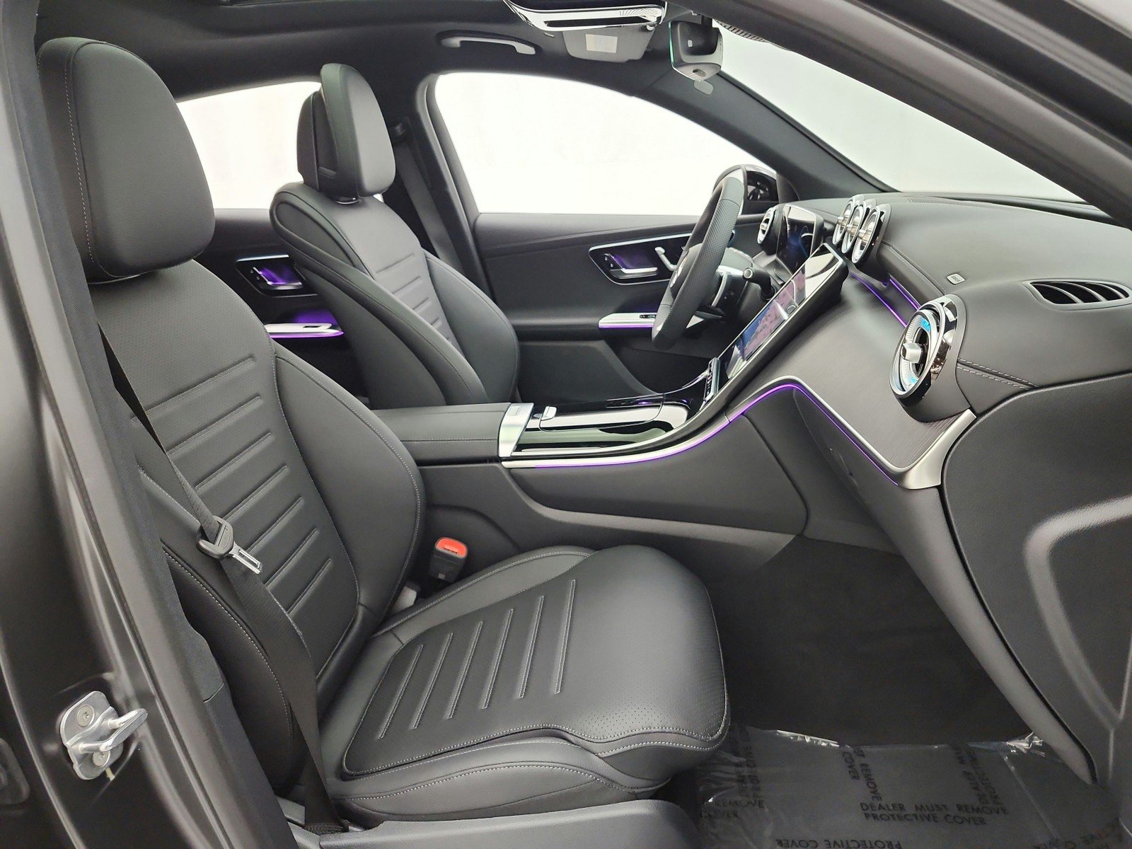New 2026 MANUFAKTUR exclusive graphite grey magno Mercedes-Benz GLC 300 4MATIC® Coupe image 14