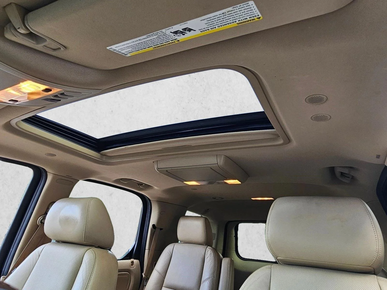 Used 2011 Black Raven Cadillac Luxury image 15