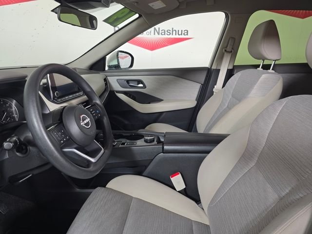 Used 2023 Pearl White Nissan SV image 14