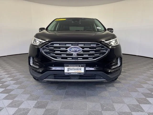 Used 2022  Ford Titanium image 35