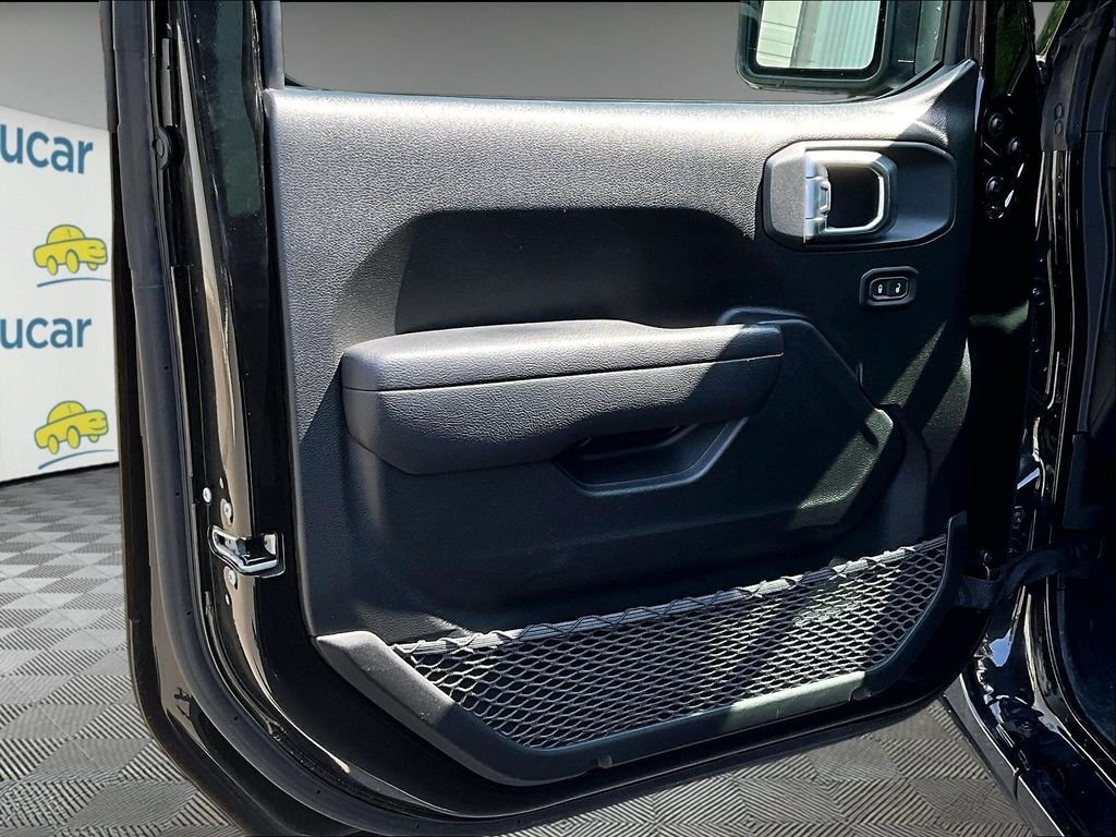Used 2025 Black Jeep Sport image 9