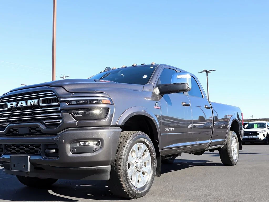 2025 RAM Ram 3500 Pickup Laramie - Photo 40