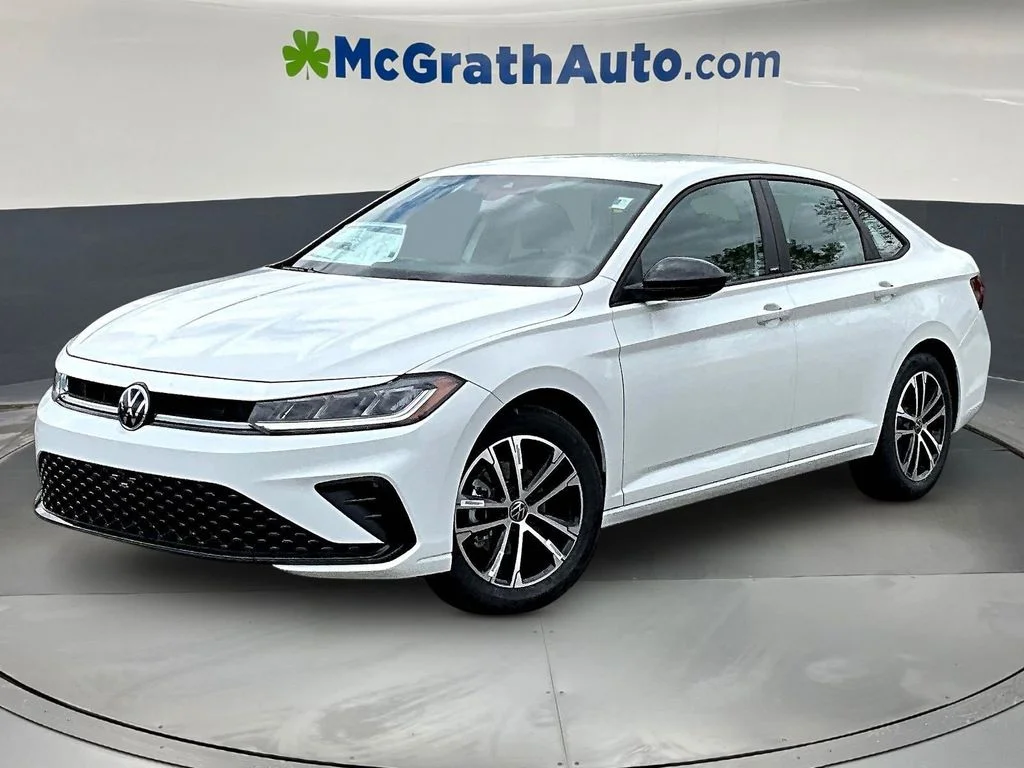 New 2026 Pure White Volkswagen 1.5T Sport image 2