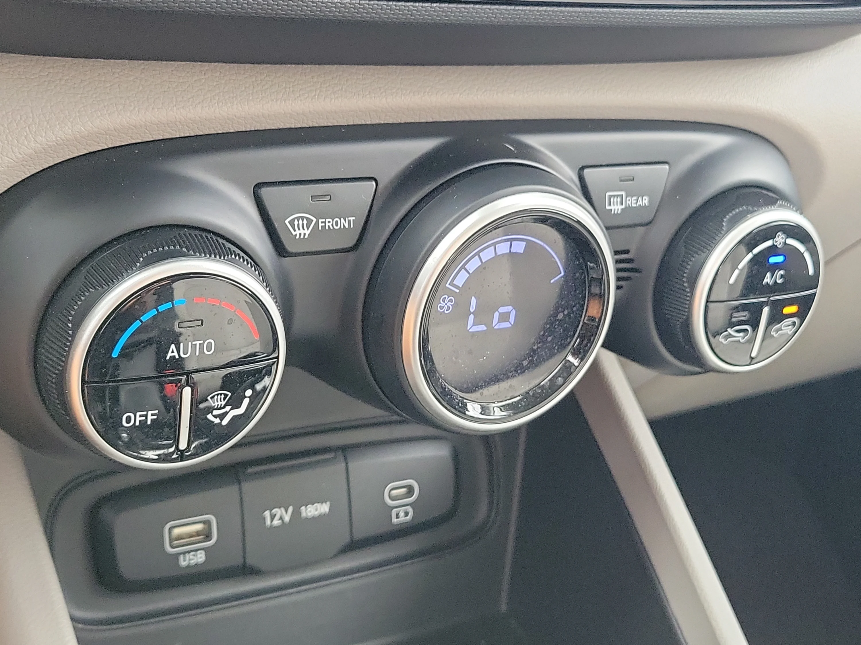 Used 2025 Ultimate Red Hyundai SEL image 30
