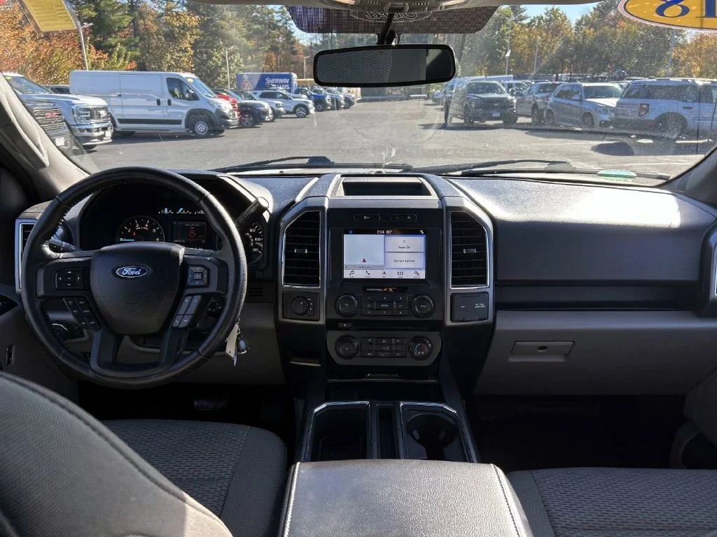 Used 2018 Ingot Silver Ford XLT image 18