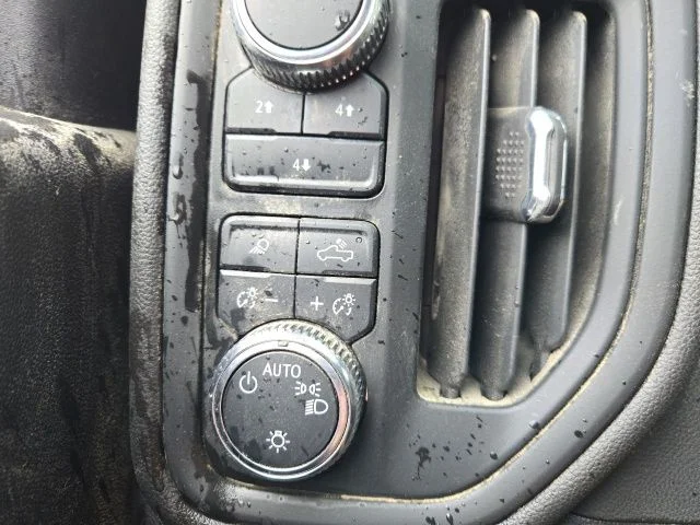 Used 2025 Silver GMC Pro image 17