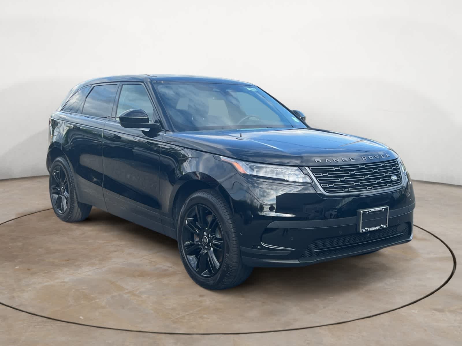 Certified Used 2026 Santorini Black Metallic Land Rover S image 7