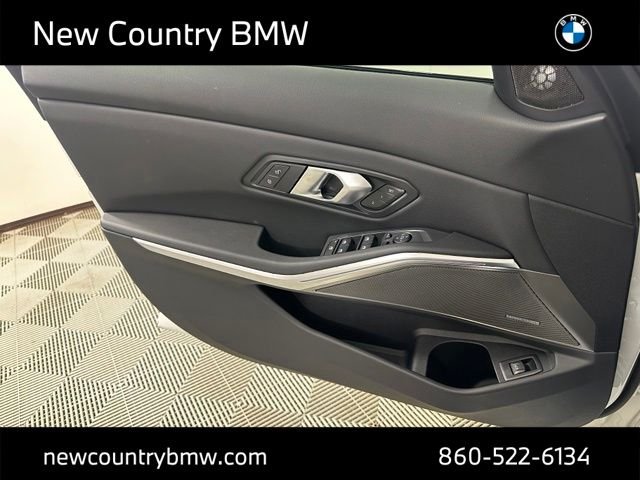 New 2026 Mineral White Metallic BMW 330i xDrive image 21