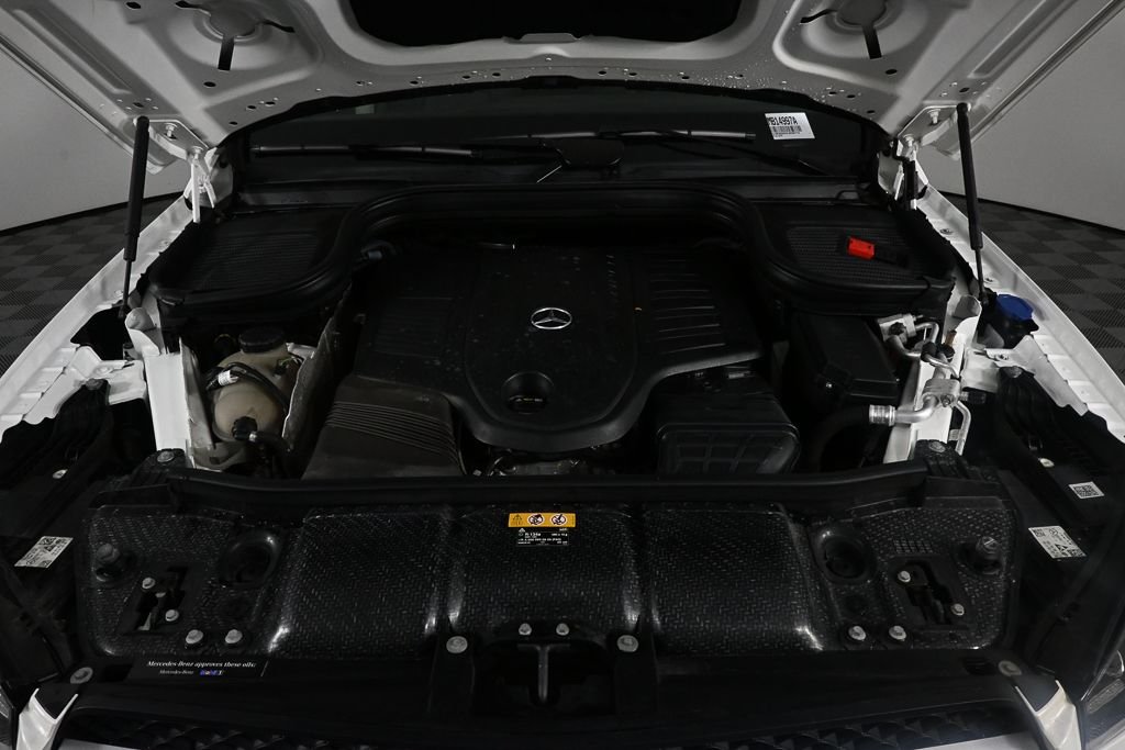 Used 2020 White Mercedes-Benz GLE 450 image 33