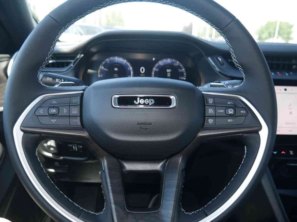 New 2026 Silver Zynith Jeep Limited image 33