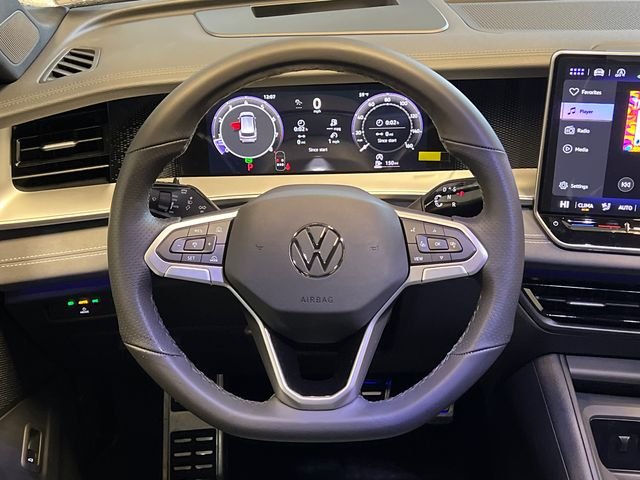 New 2026 White Volkswagen 2.0T SE R-Line Black image 13
