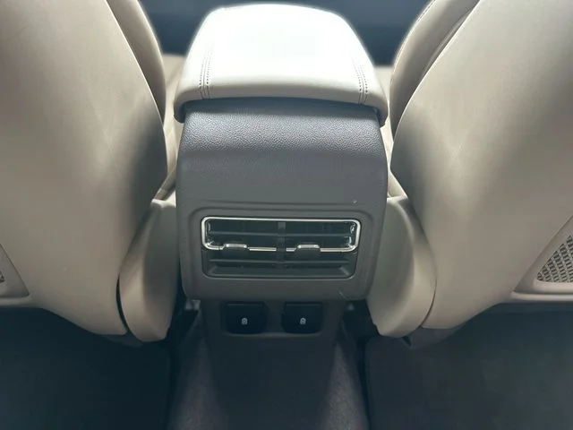 Used 2024 Blue Lincoln Grand Touring image 25