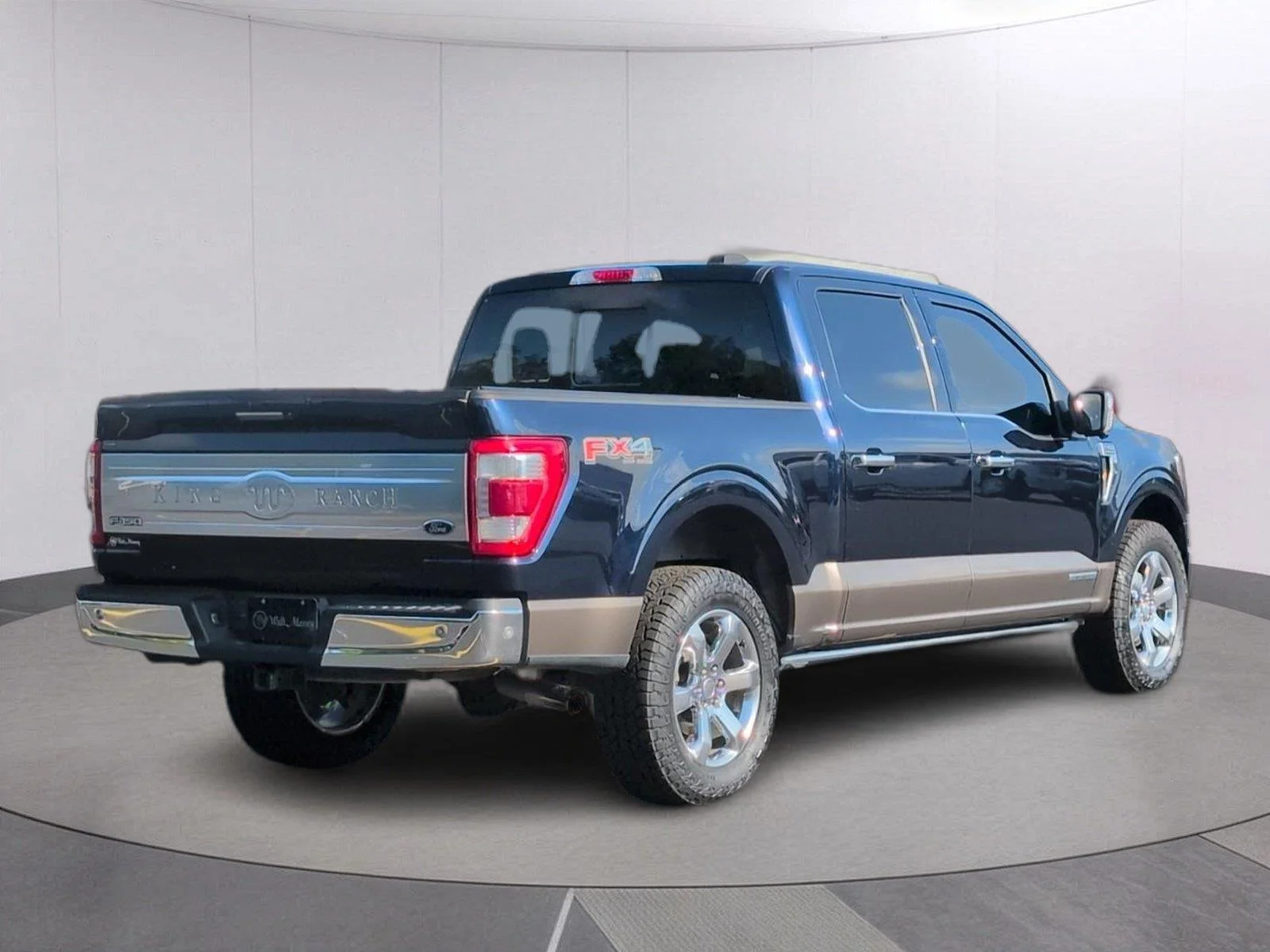 Used 2023 Antimatter Blue/Stone Gray Ford King Ranch image 8