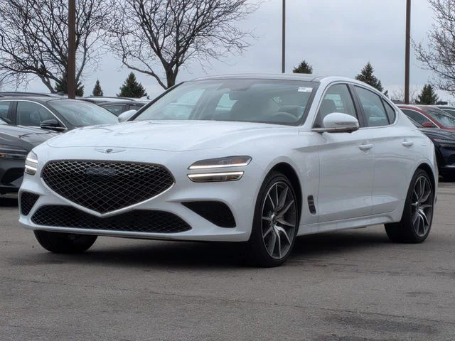 Used 2026 White Genesis 2.5T Prestige image 3