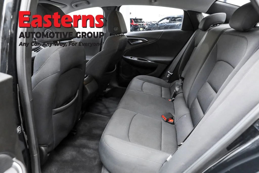 Used 2022 Black Chevrolet RS image 21