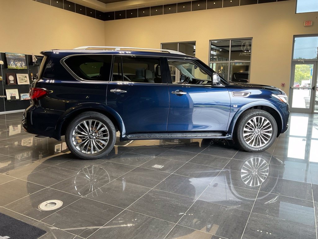 Used 2018 Blue INFINITI  image 7