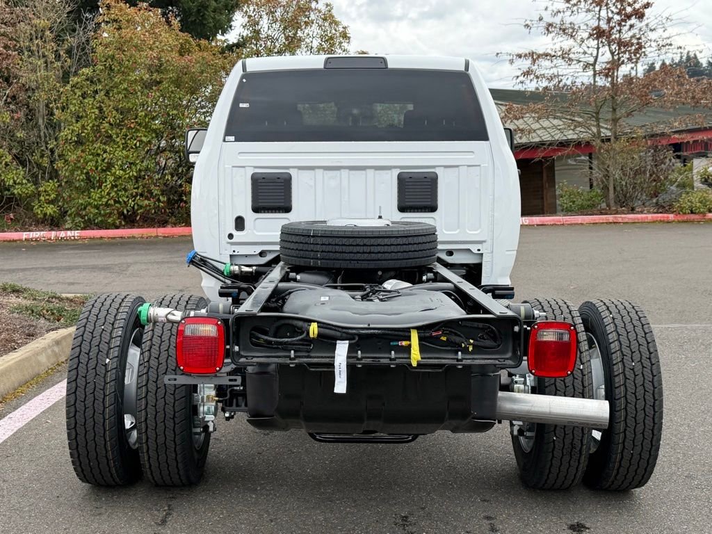New 2026 Bright White Clearcoat RAM Tradesman image 6