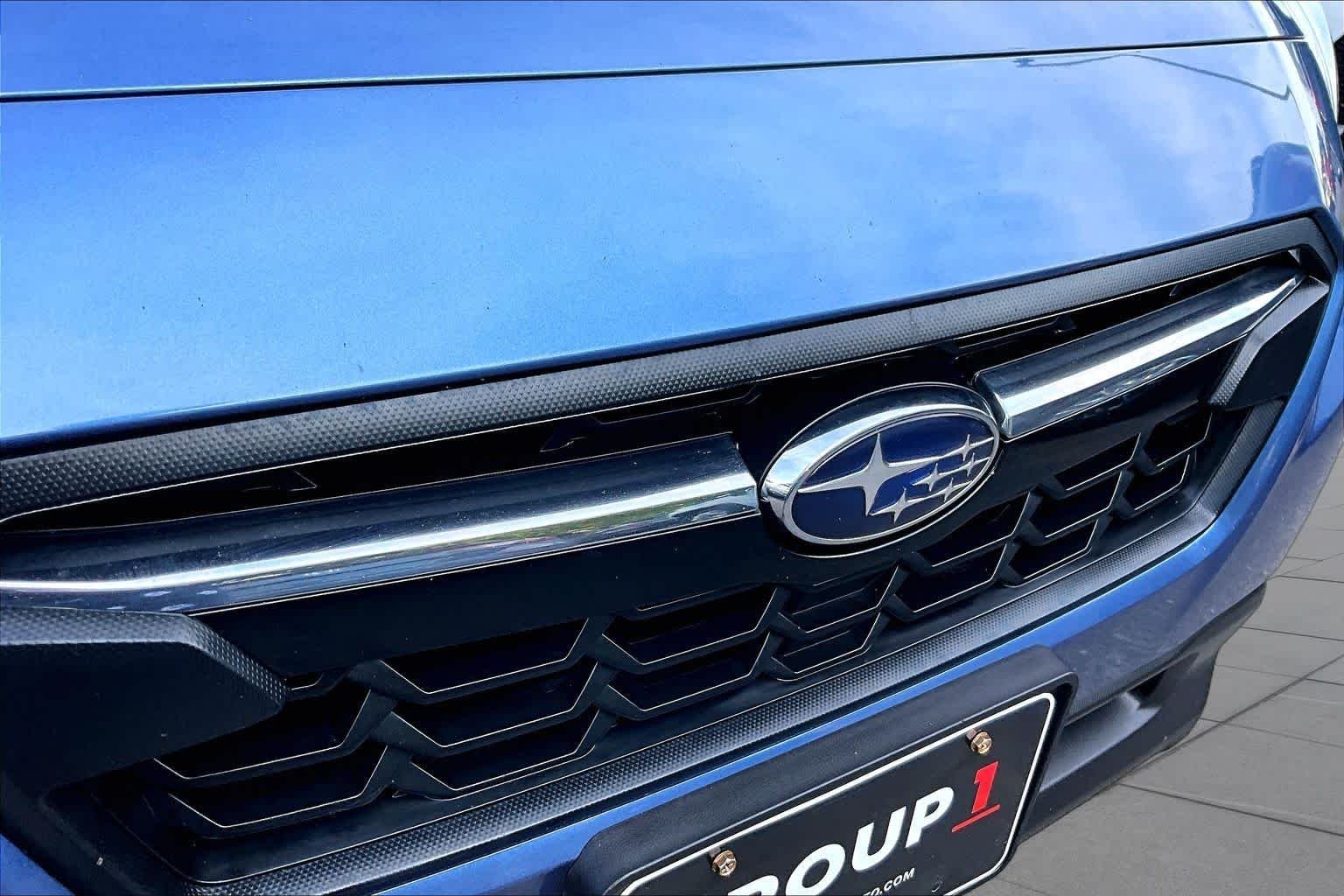 Used 2020 Quartz Blue Pearl Subaru Limited image 29