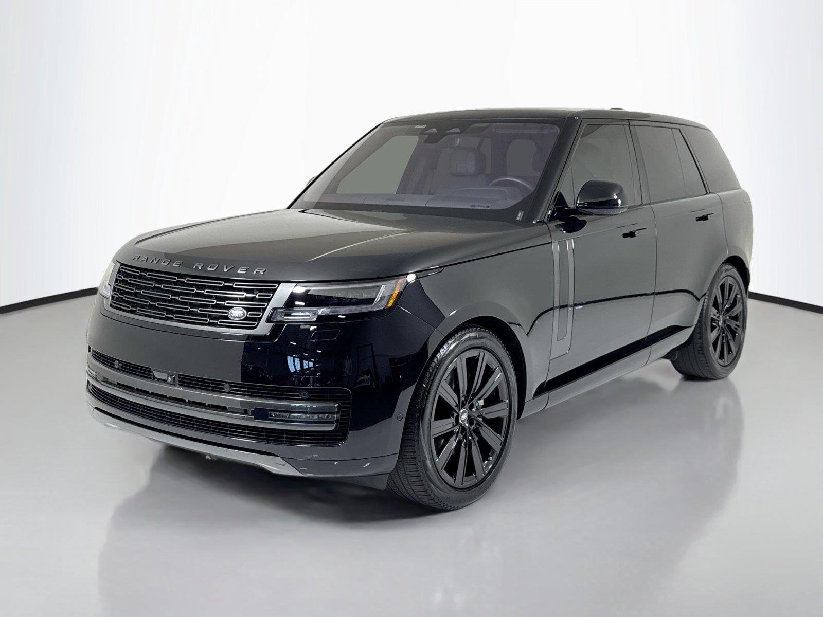 Used 2023 Santorini Black Metallic Land Rover SE image 12