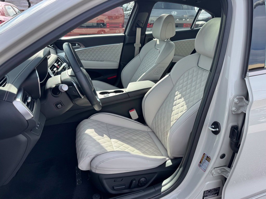 Used 2024 Gray Genesis 3.3T Sport Advanced image 18