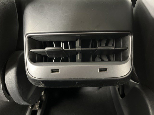 Used 2018 Silver Tesla Long Range Battery image 32