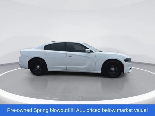Used 2017 White Dodge Police image 9