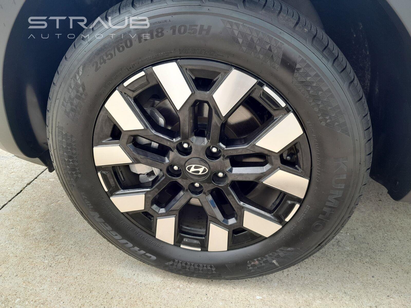 Certified Used 2026 Atlas White Hyundai SEL image 9