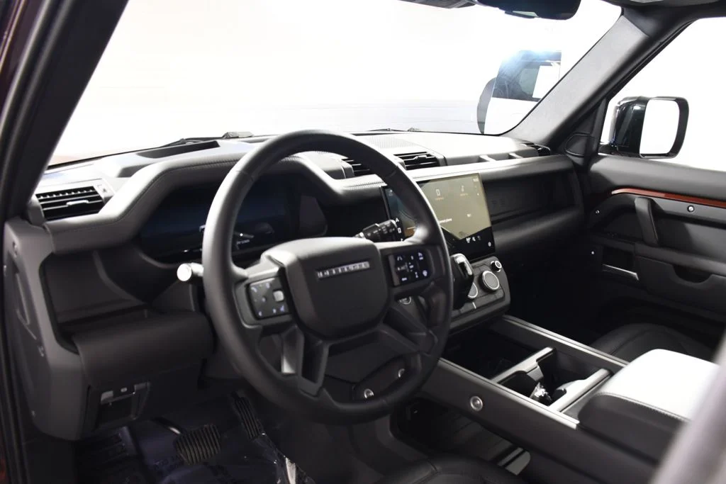 2026 Land Rover Defender S - Photo 12