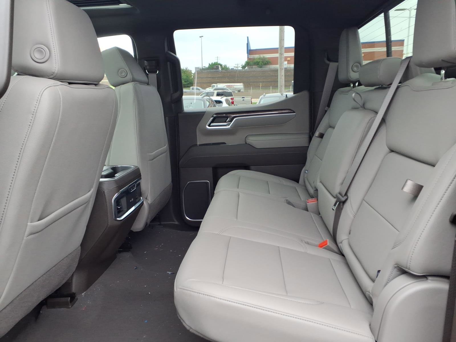 2026 Chevrolet Silverado 1500 LTZ - Photo 16