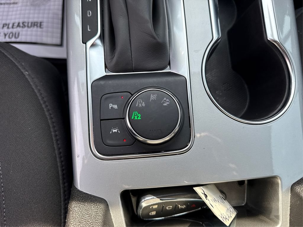 Used 2022 Black Chevrolet LT image 37