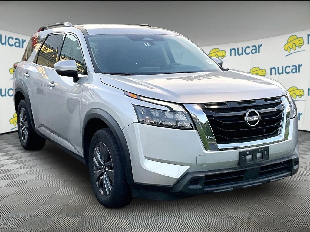 2025 Nissan Pathfinder's photo