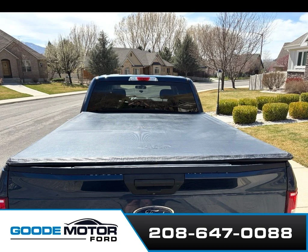 Used 2018 Blue Ford XLT image 5