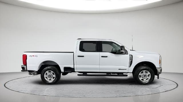 New 2026 Oxford White Ford F-250® XLT image 41