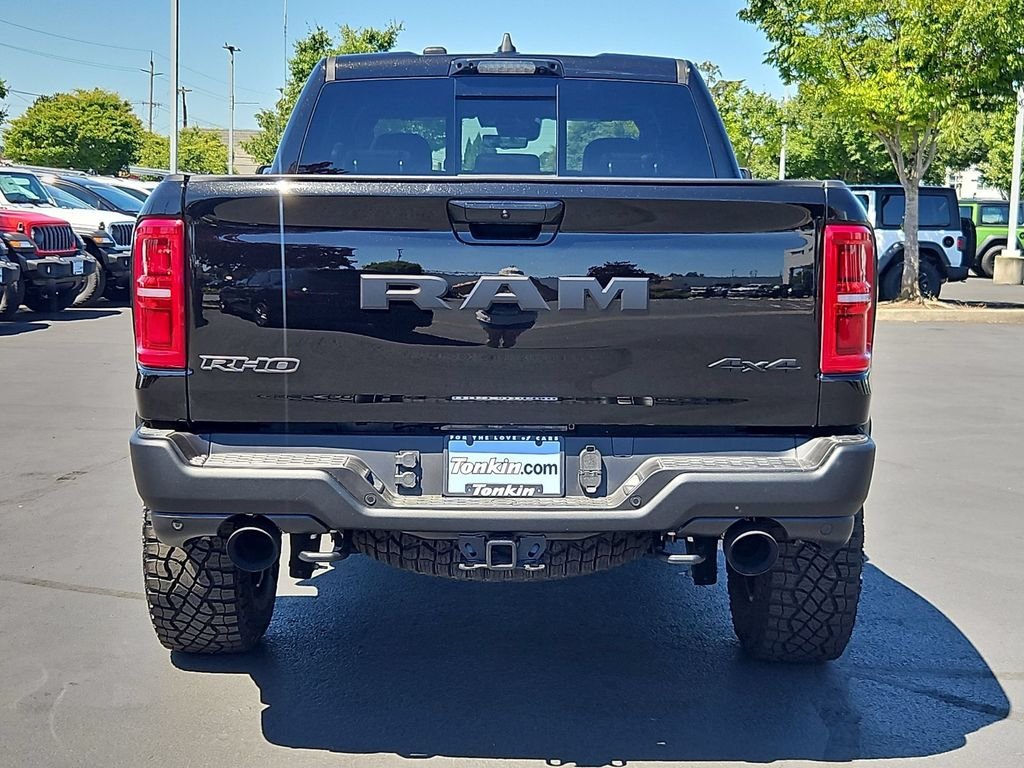 New 2026 Diamond Black Crystal Pearl-Coat Exterior Paint RAM RHO image 5