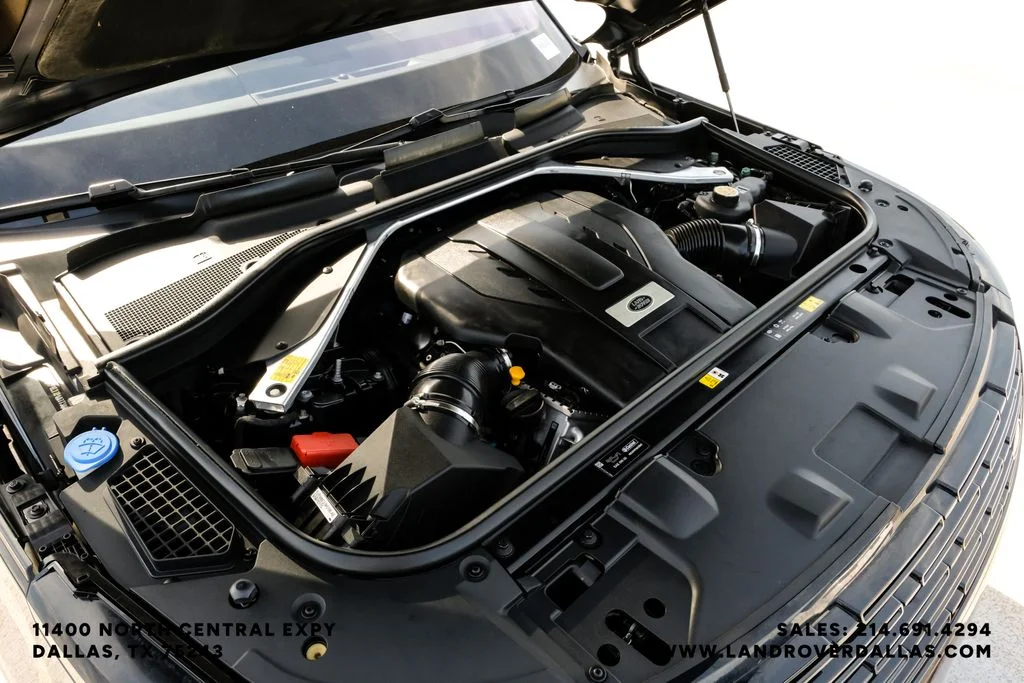 Used 2023 Black Land Rover SE image 56