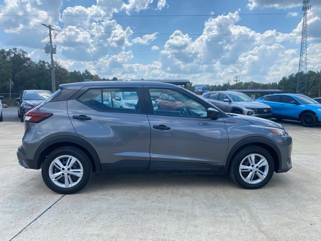 Used 2024 Gray Nissan S image 2