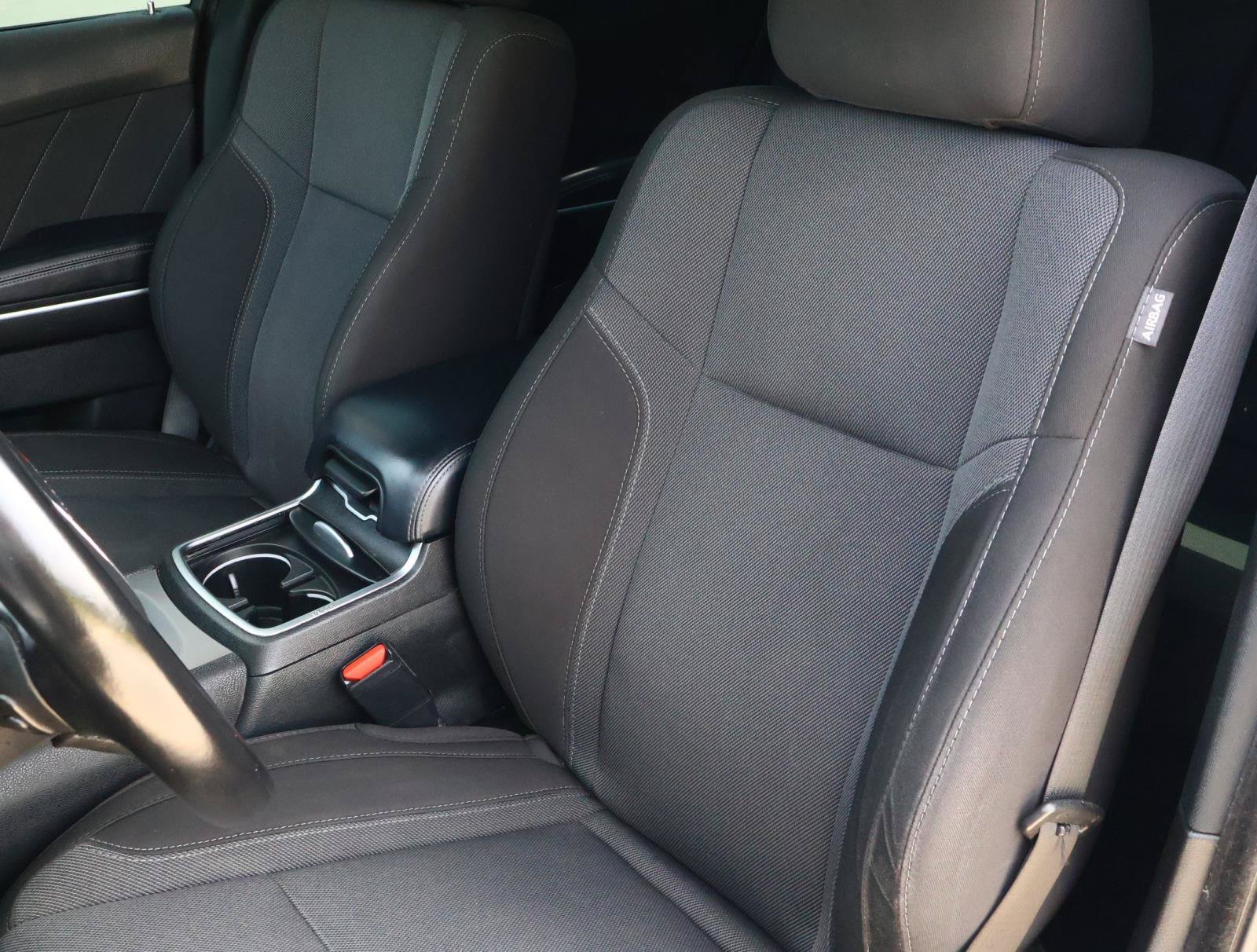 2022 Dodge Charger SXT - Photo 12