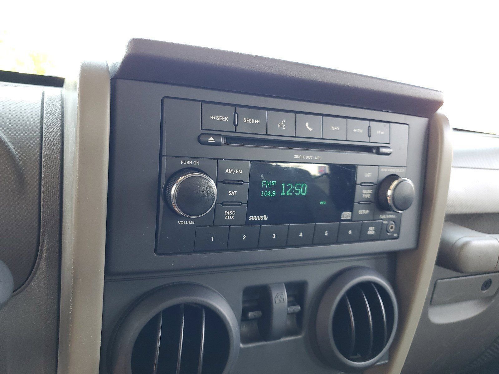 Used 2010 Gray Jeep Rubicon image 18