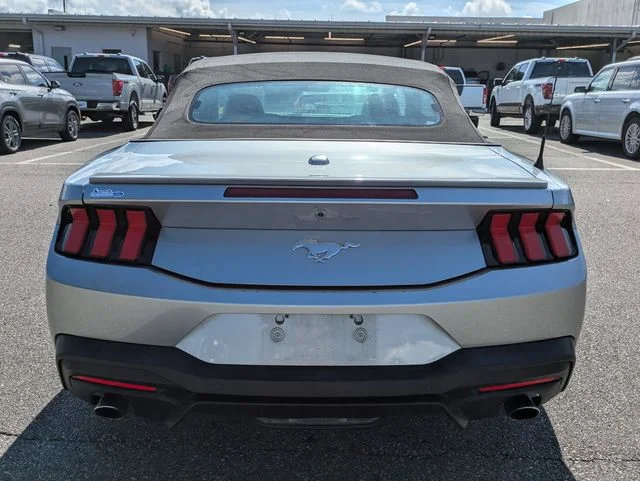 Used 2024 Silver Metallic Ford EcoBoost Premium image 4
