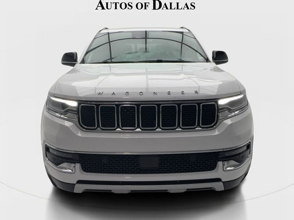 Used 2024 White Jeep Series II image 3