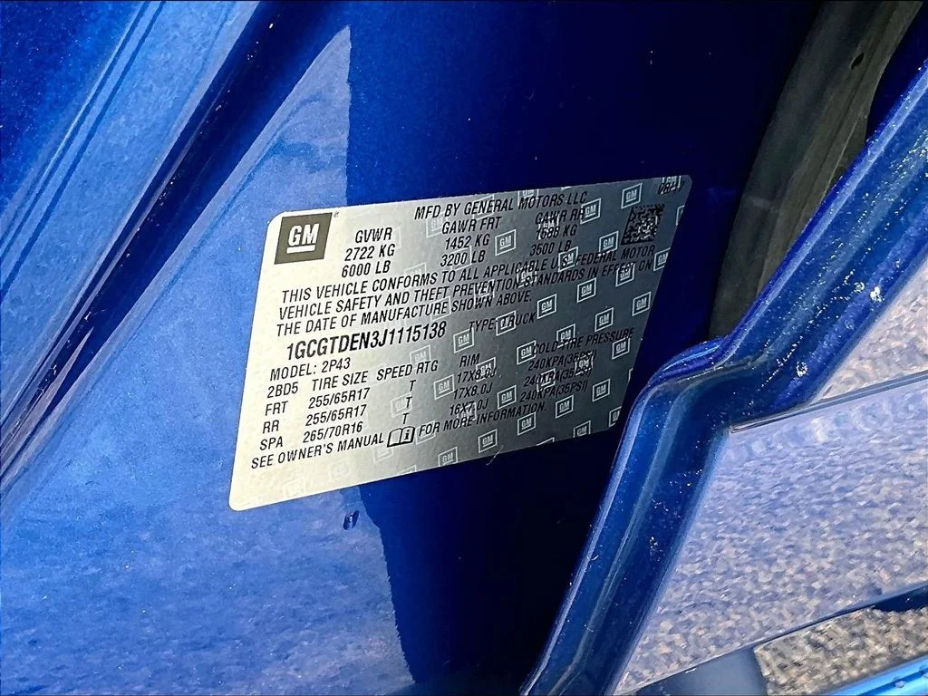 Used 2018 Blue Chevrolet Z71 image 21