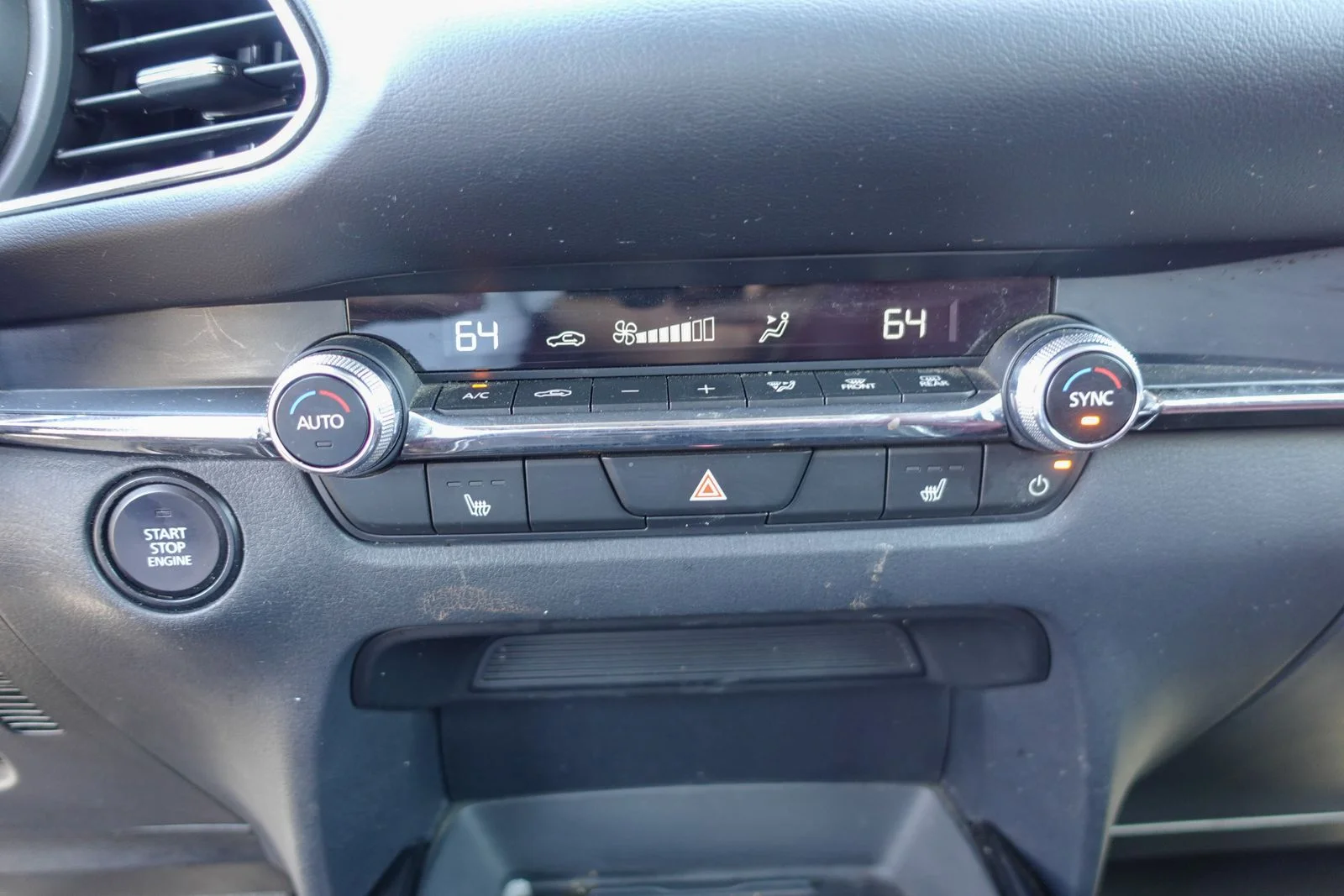 Certified Used 2025 Polymetal Gray Metallic Mazda 2.5 S Carbon Edition image 22