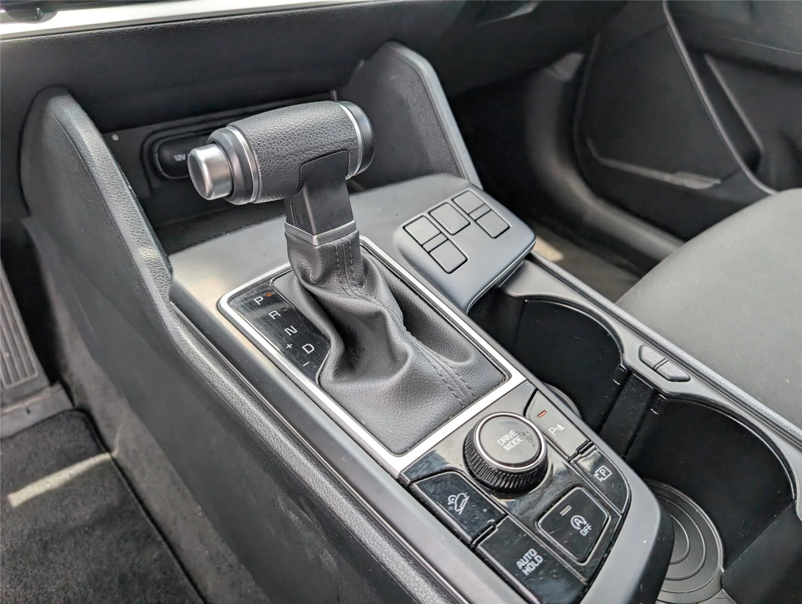 Used 2025 Steel Gray Kia LX image 20