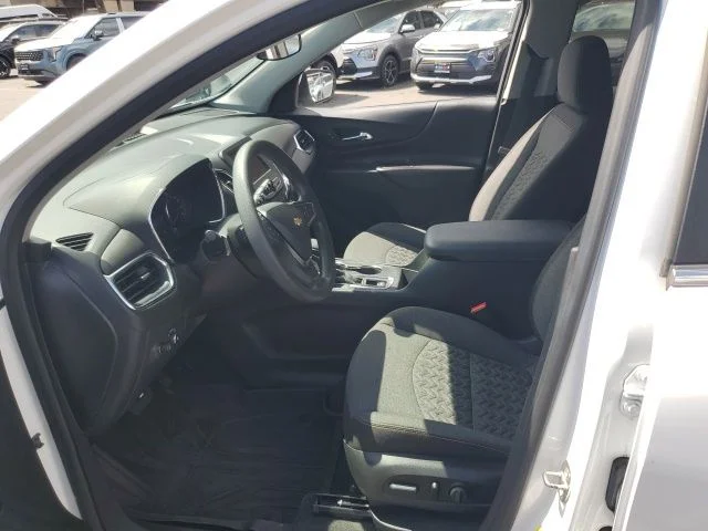 Used 2023 White Chevrolet LT image 9