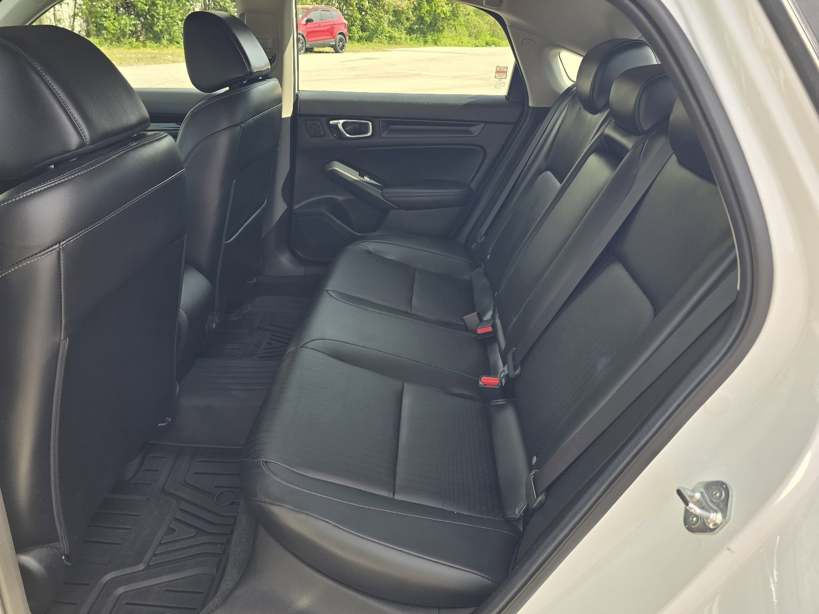 2024 Honda Civic Hatchback EX-L - Photo 35