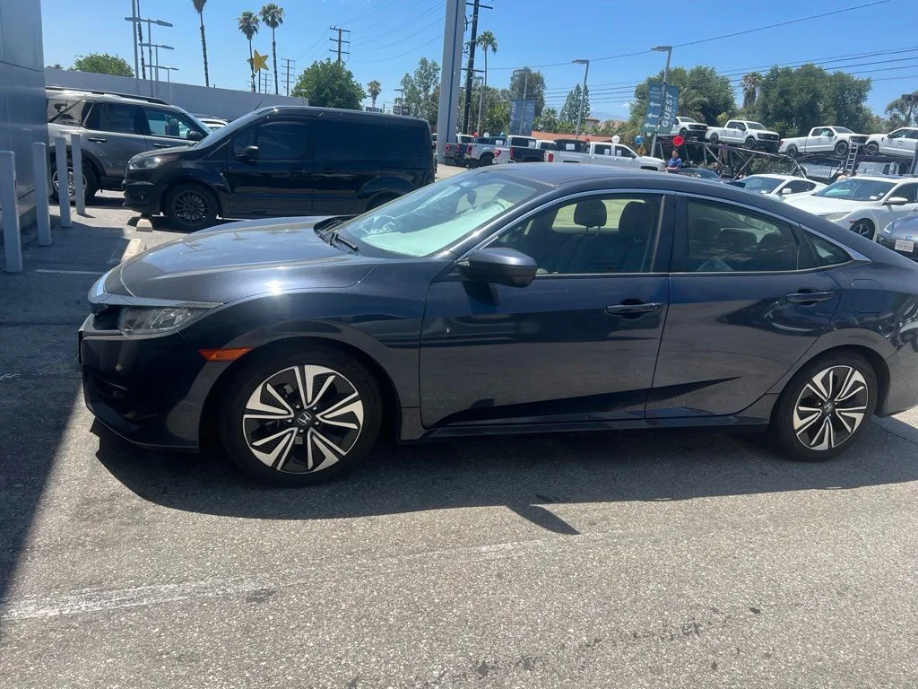 Used 2018 Blue Honda EX-T image 7