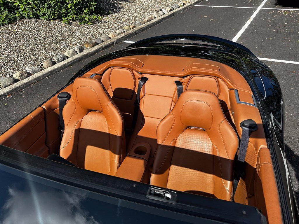 Used 2018 Black Aston Martin Volante image 16