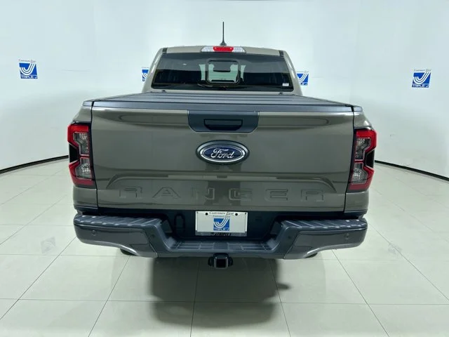 New 2025 MARSH GRAY Ford Lariat w/Sport Appearance, FX4 Off-Road Package & Leveling Kit Super Crew Cab image 17