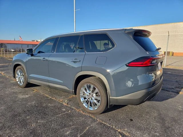 Used 2026 White Toyota Platinum image 6