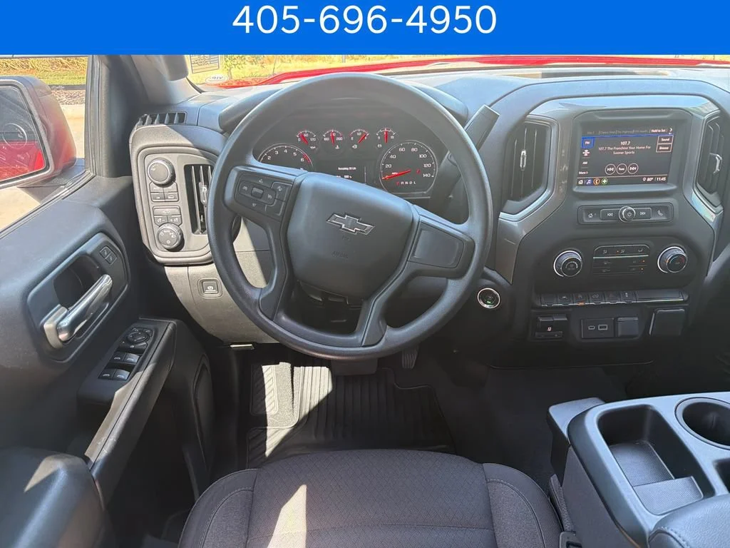 Pre-Owned 2025 Chevrolet Silverado 1500 Custom